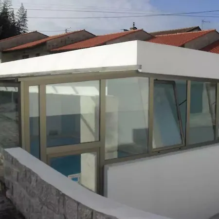 Casa Confortavel Com Piscina Em Βιάνα ντο Καστέλο