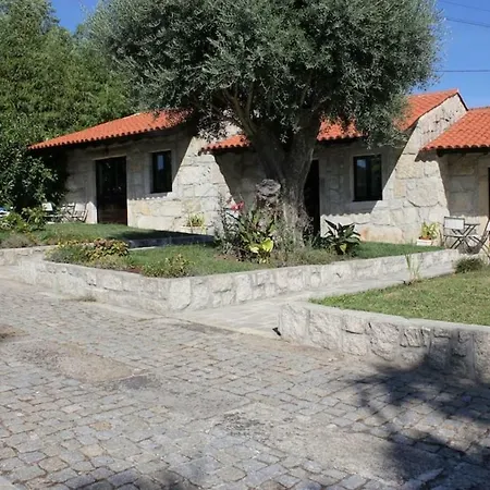 Casa Confortavel Com Piscina Em * Βιάνα ντο Καστέλο